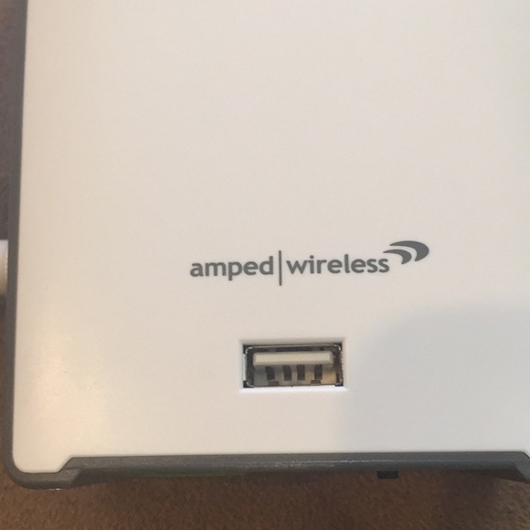 Wireless WiFi Range Extender - Picture 8 of 8